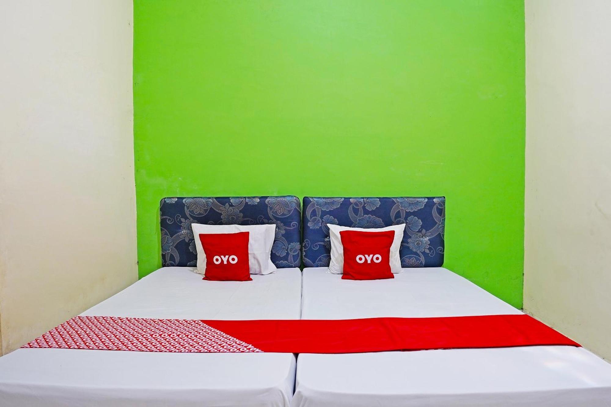 Oyo 91583 D'Cost Green Syariah Surabaya Exterior photo